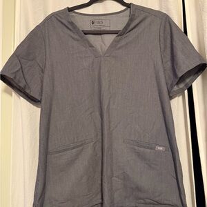 FIGS women’s Gray scrub top